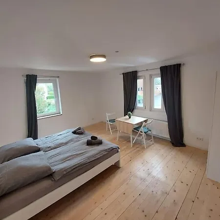 Alte Kutscherhaus - Table View 1c * Siegen