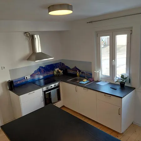 Alte Kutscherhaus - Table View 1c Apartamento Siegen